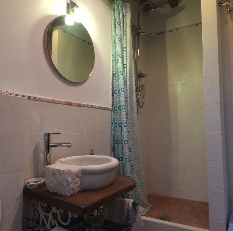 Corsanico-Bargecchia La Casina Delle Rondiniゲストハウス エクステリア 写真