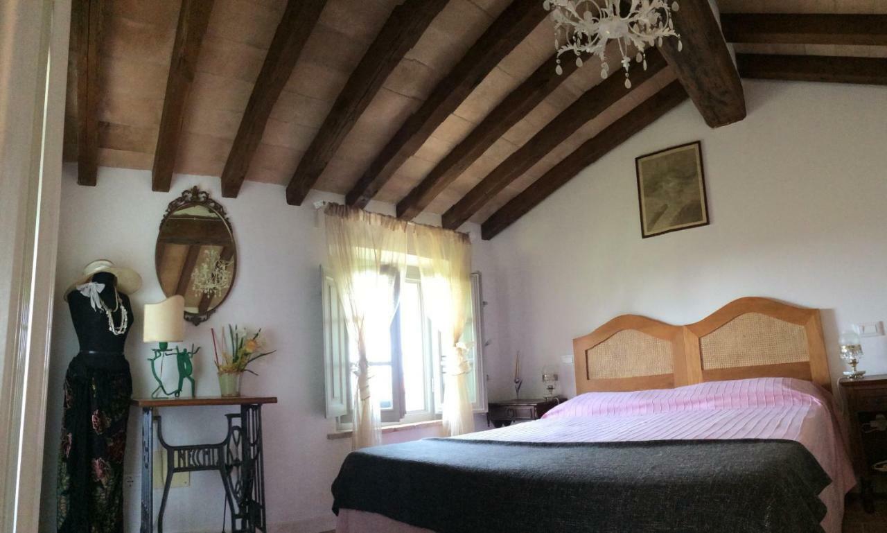 Corsanico-Bargecchia La Casina Delle Rondiniゲストハウス エクステリア 写真